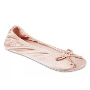 ISOTONER Women's Satin Suede Ballet Slipper Evening Sand Sz S (Shoe Sz 5/6) NEW